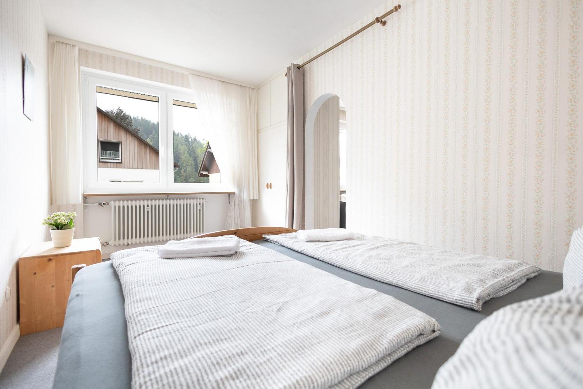 Apartmenthaus Am Waldrand- Kueche - Fruehstueck - Balkon 维尔德曼 外观 照片
